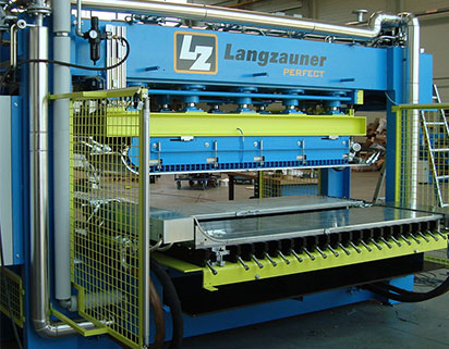 ski press - snowboard press