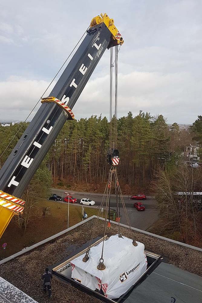 Langzauner-Hochleistungs-Unterkolbenpresse