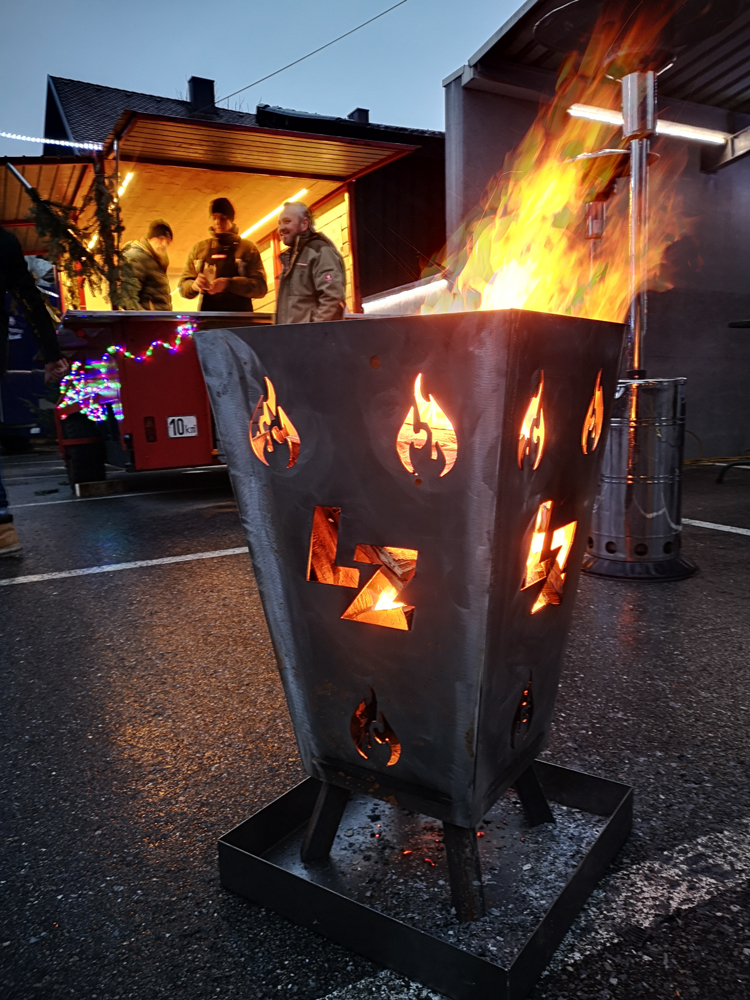 Langzauner Adventmarkt Feuerschale