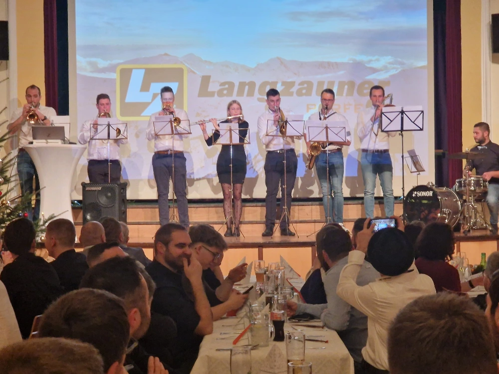 langzauner-lz-combo LZ-Combo sorgt für den perfekten Soundtrack mit stimmungsvollen Klängen